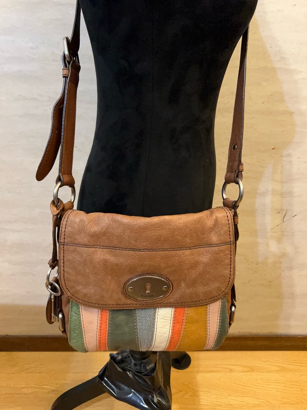 Fossil Maddox Multi-Color Patchwork Genuine 
Leather Crossbody Bag